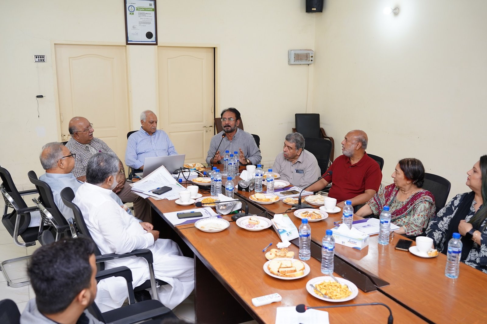 Trustees supervising medical education services