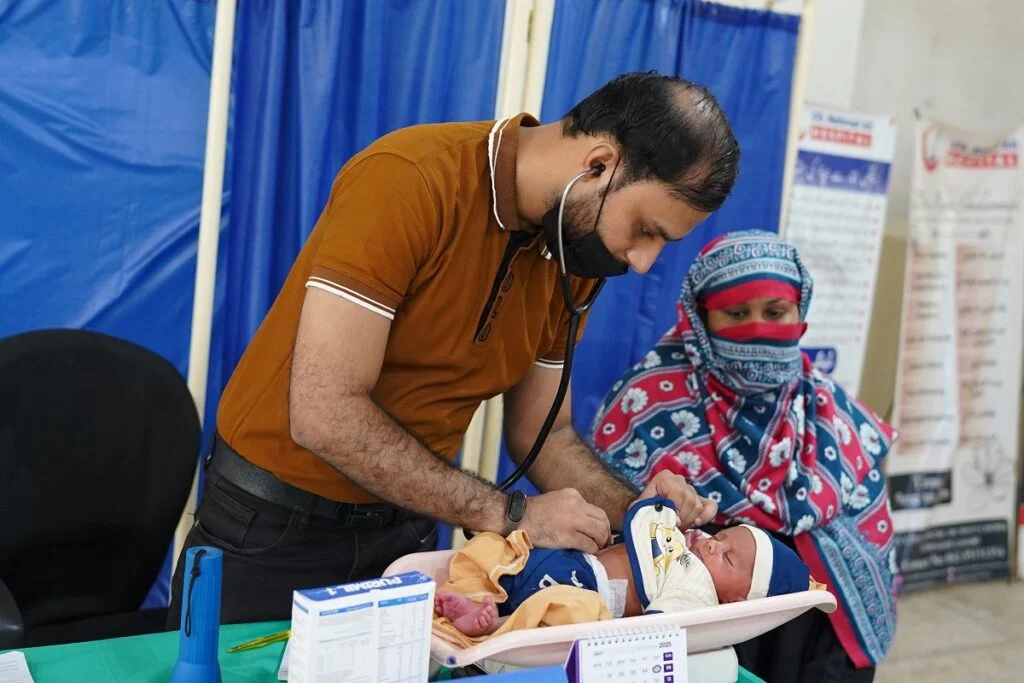 Doctors providing free medical services